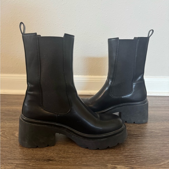 Black Chunky Chelsea Boots - Picture 5 of 6